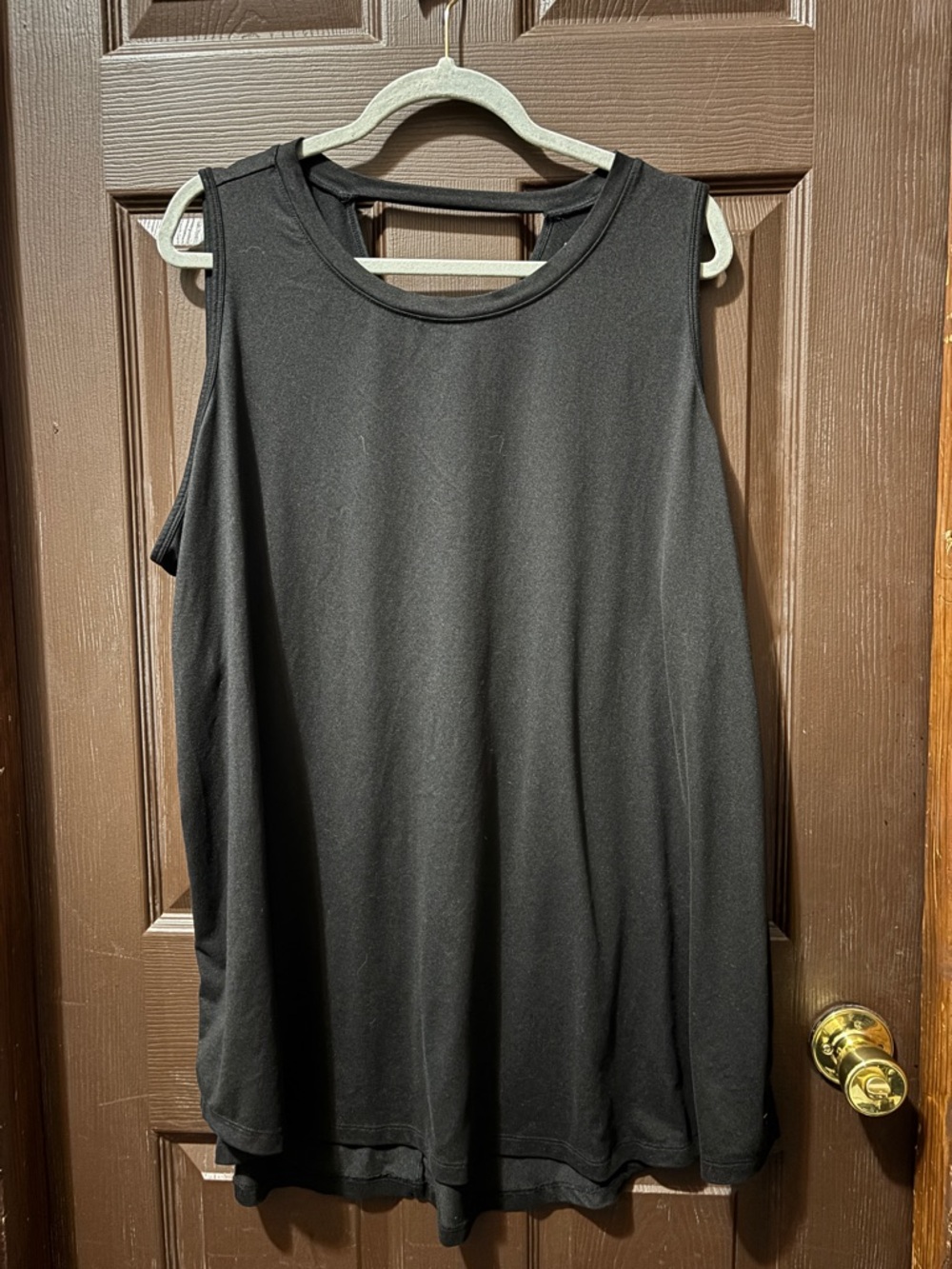 Black Active LIVI Tunic Length Sleeveless Women’s Tank Top